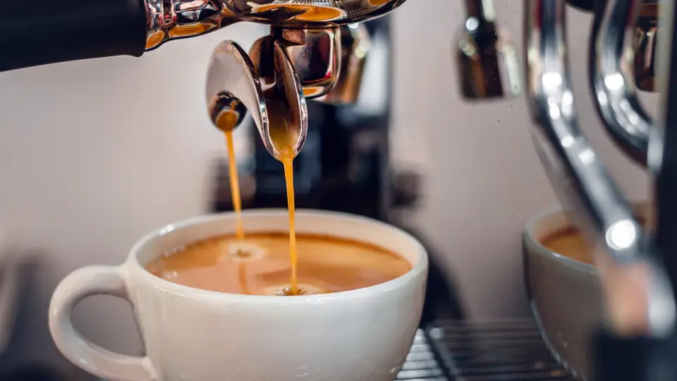 Como a cafeína age no cérebro